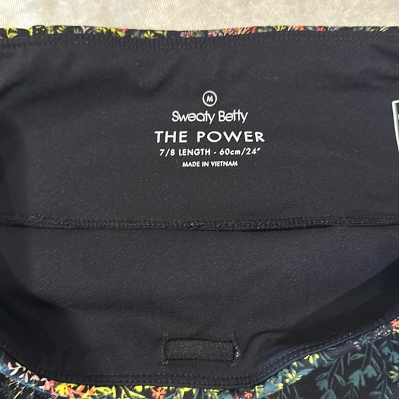 Sweaty Betty Power Workout leggings,  bright floral pattern - Picture 4 of 5